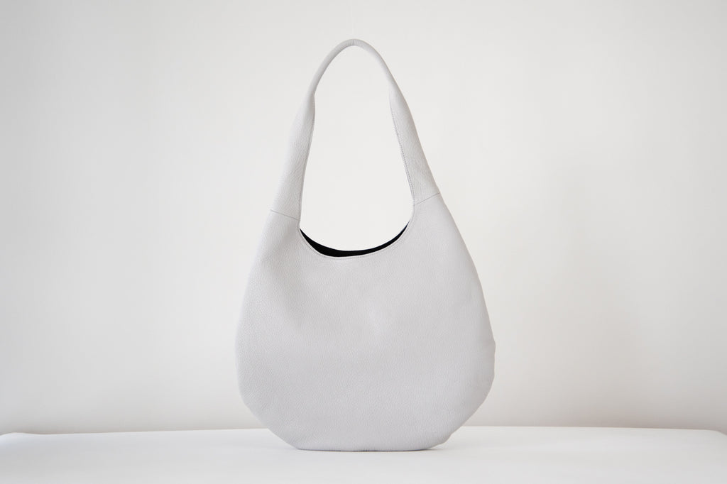 B-005 / Round One-Shoulder Bag (M) 